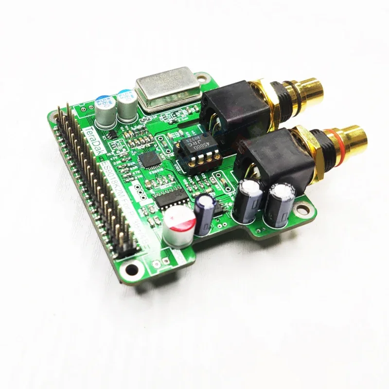 لوحة توسيع تشغيل رقمية Raspber - مراجعة Raspberry Pi 4 وسعره